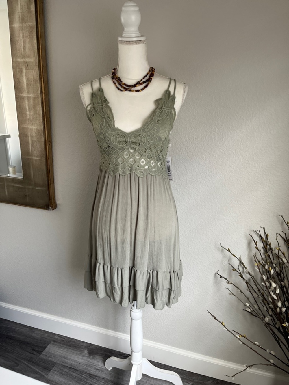 Justify Olive Green Lace Bodice Tiered Midi Dress